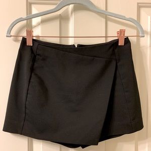 Black Envelope Skort